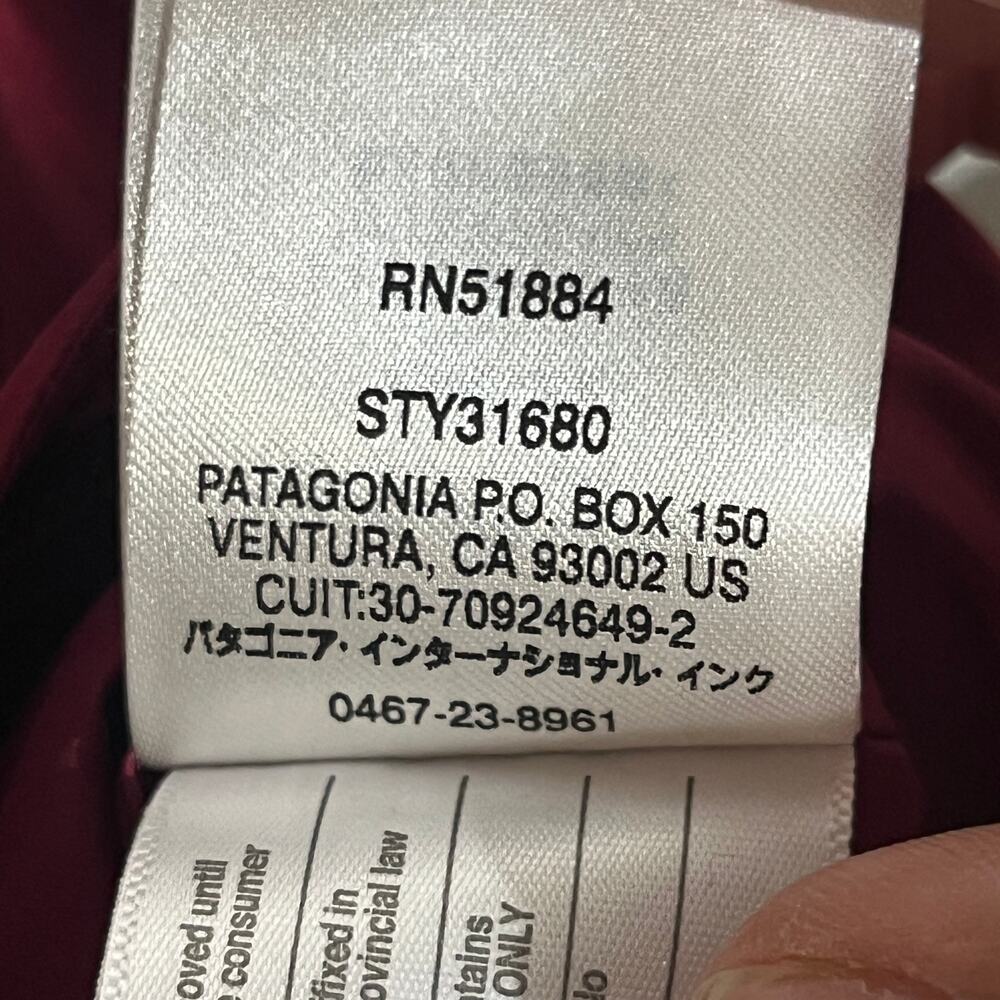 Patagonia Women's Red Snowbelle Reversible Quilted Jacket Liner  Size Small - Picture 7 of 10